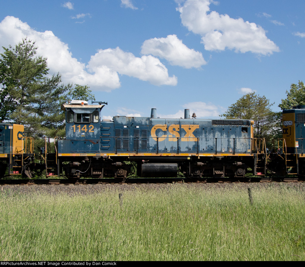 CSXT 1142